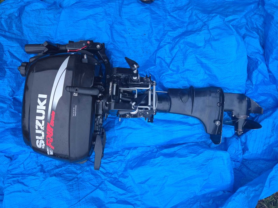 Silnik zaburtowy SUZUKI 5KM 4T krótka stopa s W-wa