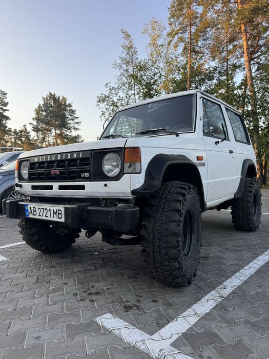 Продам Mitsubishi Pajero