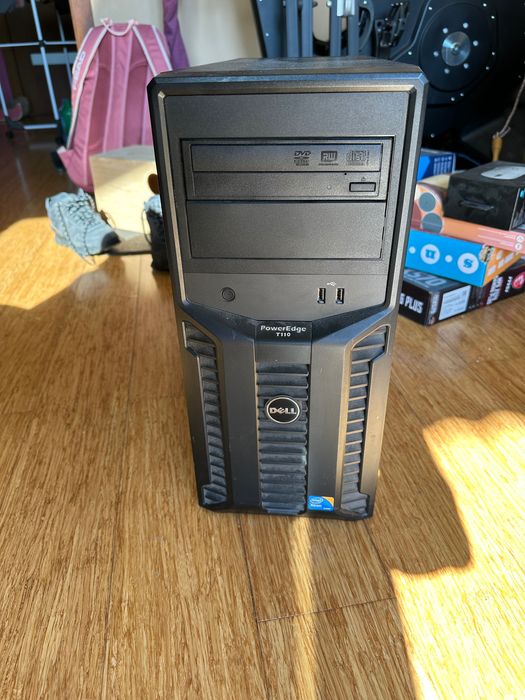 DELL T110 Intel Xeon x3430, RAM 4gb, HDD 500gb (x2)