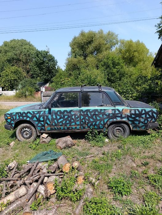 Продам ВАЗ 2107 на запчастини