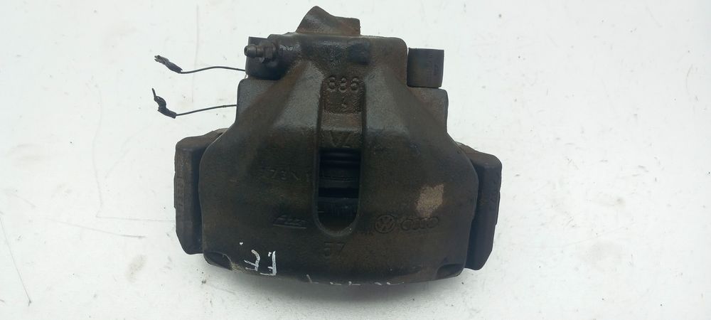 Pinça travão / maxila de travão frente esquerda AUDI A4 (8E2, B6)