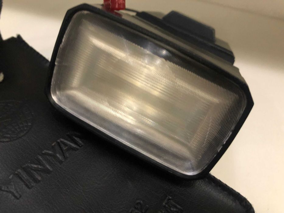 фотовспышка  Вспышки YinYan BY-32   Фотоспышки