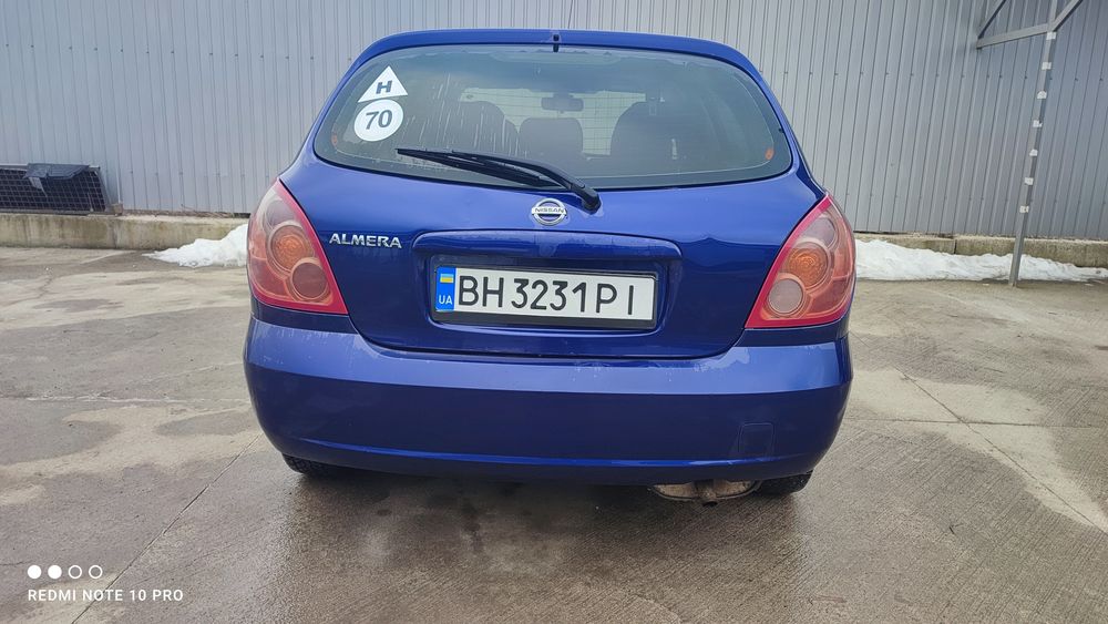 Nissan Almera хетчбек