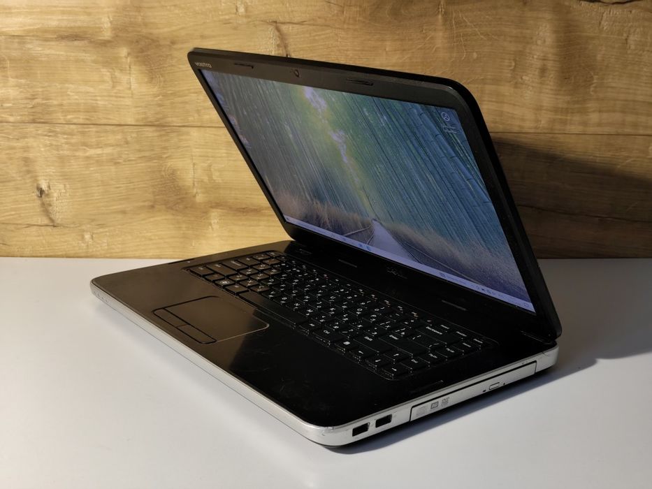 Абсолютно справний і супернадійний ноутбук DELL 15.6"/Intel /6 ОЗП/SSD
