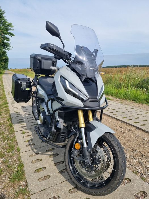 Honda X ADV 750 nowy model mały przebieg