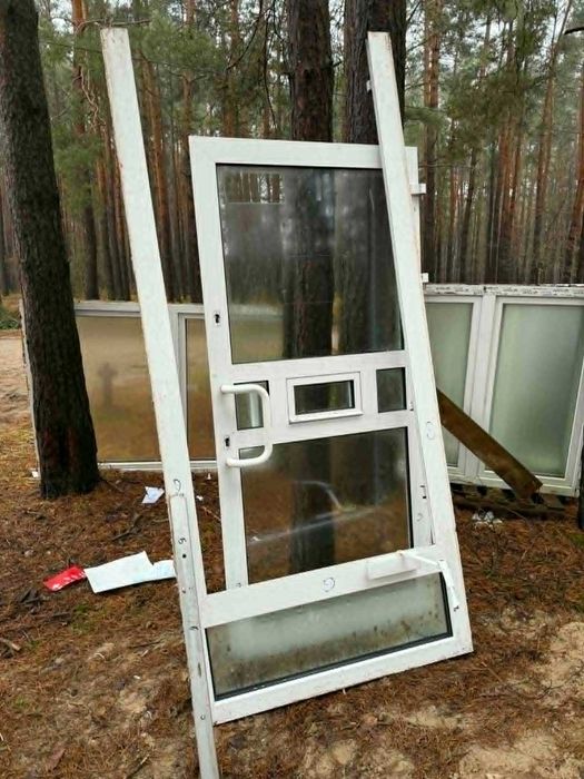 Drzwi z oknem przeciwwłamaniowe hart. szyby, aluminiowe 100x212cm