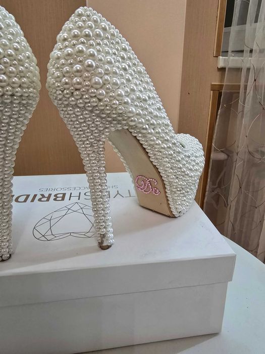 свадебные туфли-лобутены StylishBride