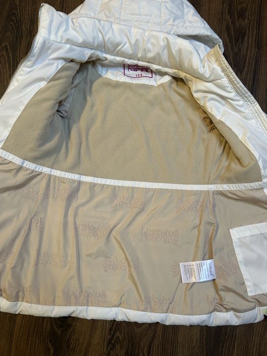 Курточка в доброму стані,134р.
