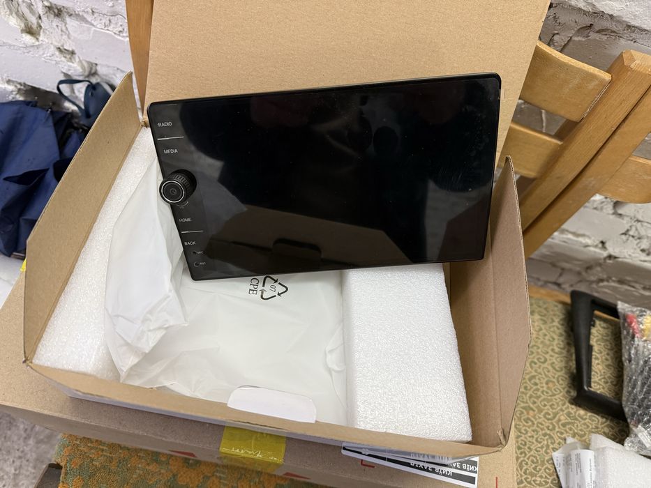 Продам ГУ android 9” gps, 4g, carplay.