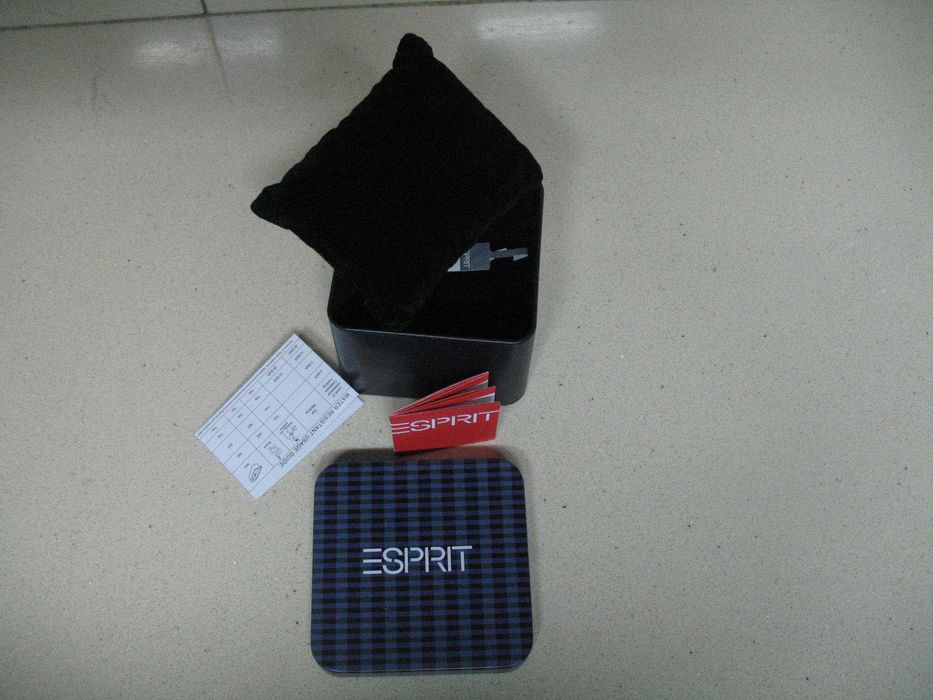 Caixa para relógio de marca Esprit