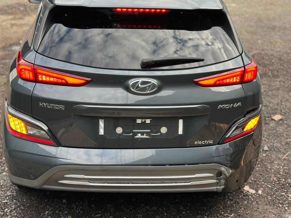 Стоп задній правий хюндай кона 64 кВт 2022 ліхтар задній правий Hyundai Kona electric Facelift OS 92402J9600 фонарь задний заднего хода кона електрик