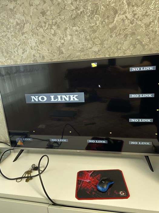 IP відеореєстратор з PoE Hikvision DS-7608NI-Q2/8P 8-канальний