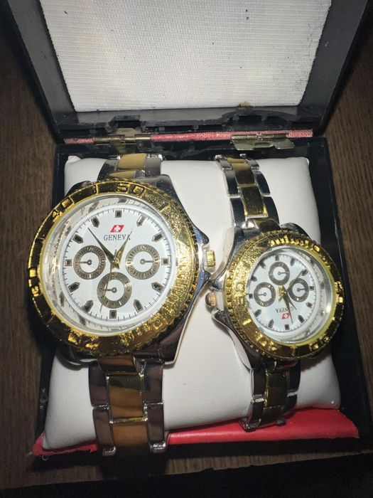 Набір наручних годинників Geneva