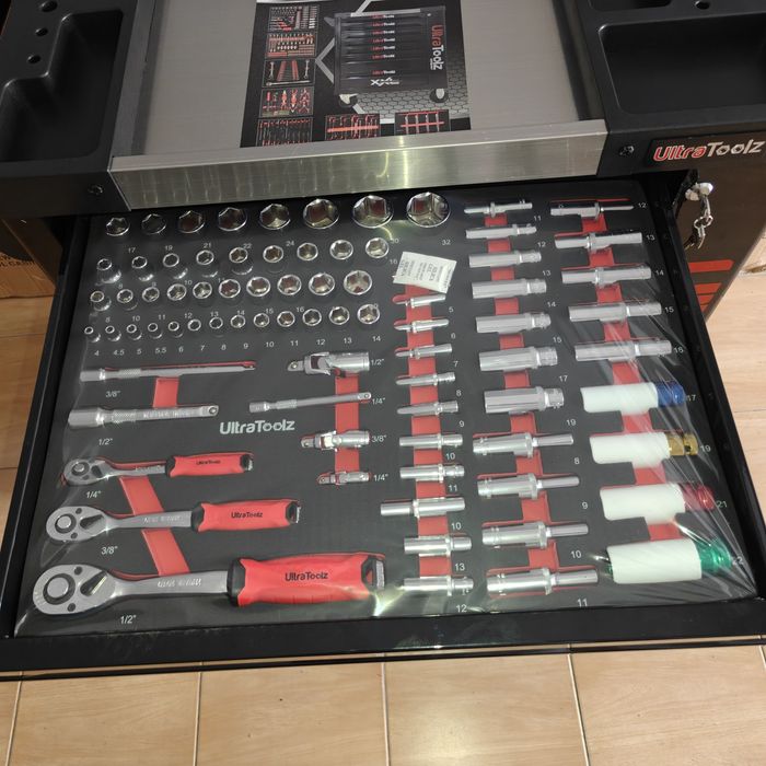 Carinho de ferramentas ultra toolz com 7 gavetas cheias