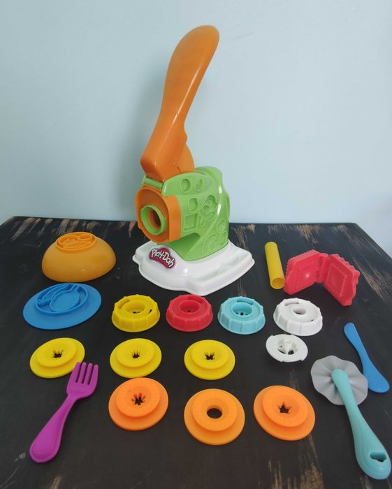 Play dough kitchen набір для виготовлення стагетті