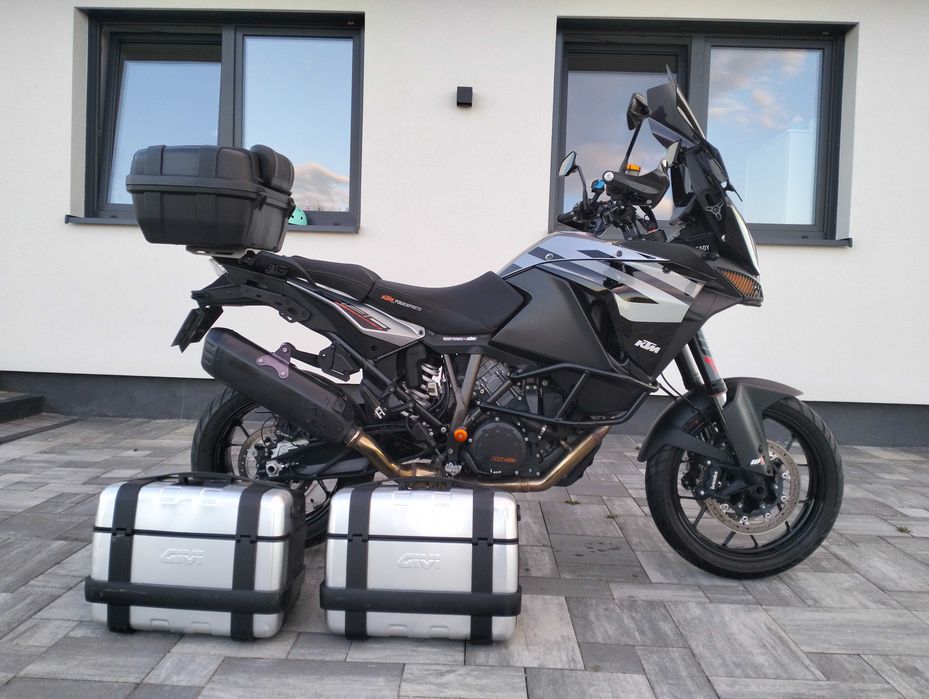 KTM