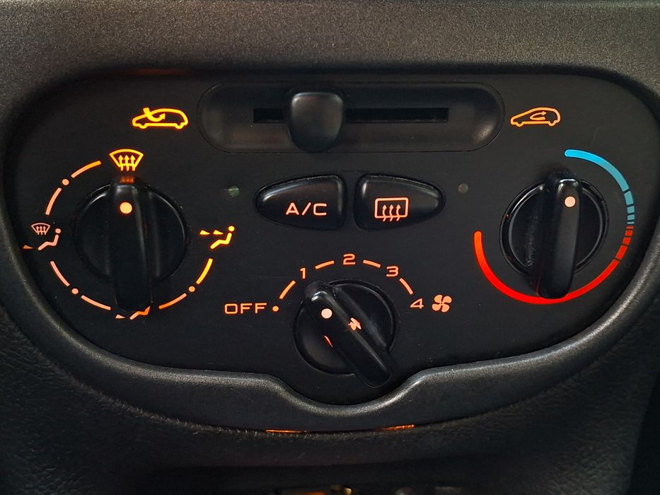 Peugeot 206, benzyna