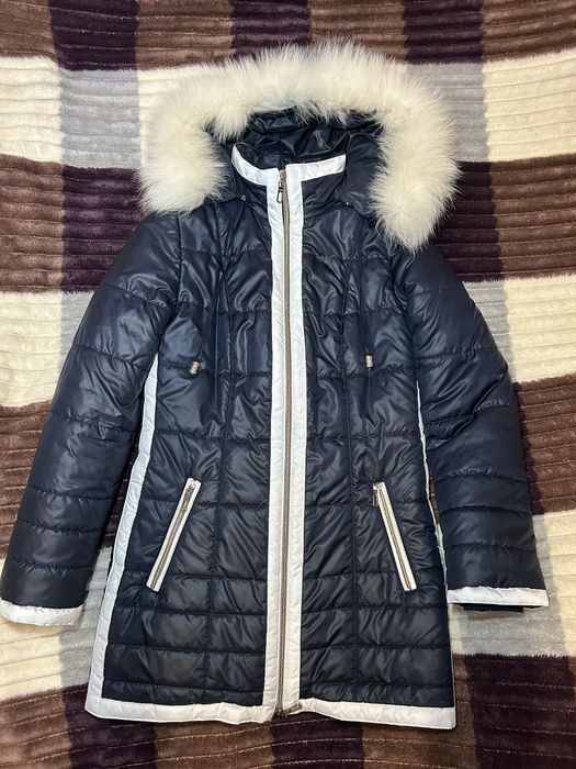 Жіноча курточка/пуховик