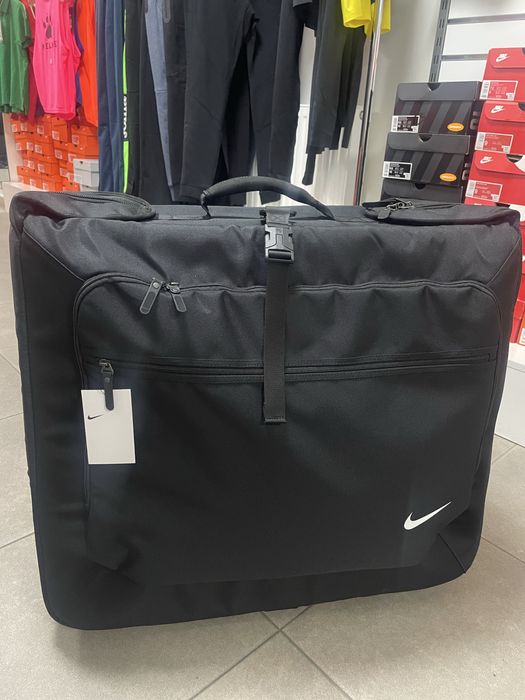 Сумка на колесах Nike Fiftyone 49 Cabin Roller PBZ260-011