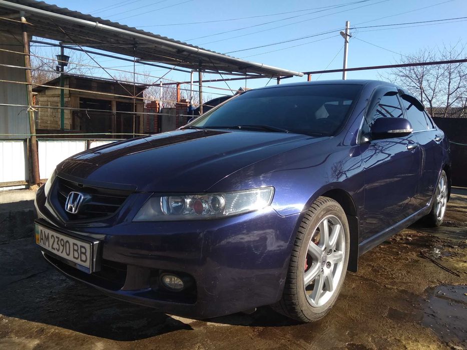 Хонда аккорд. 2,0L Honda Accord 7