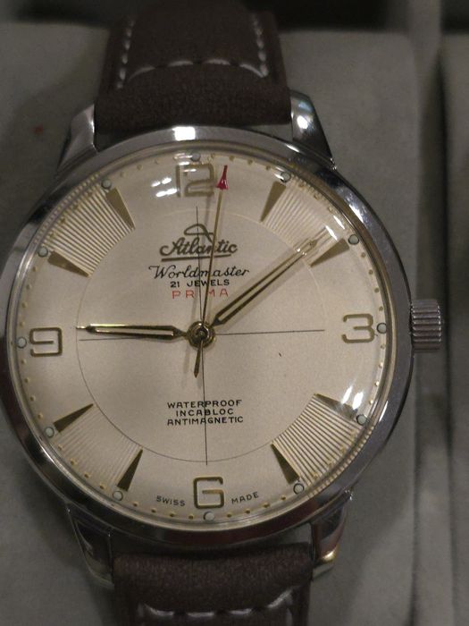 Zamienię szwajcarskie zegarki