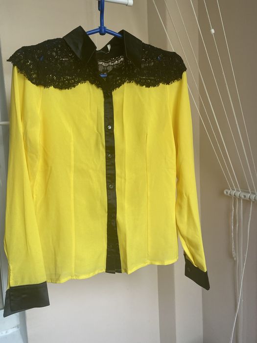 Стильна блуза