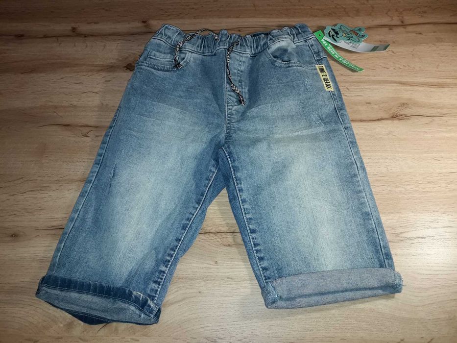 Spodnie dżinsowe krótkie r. 134 COCCODRILLO szersze w pasie REGULAR