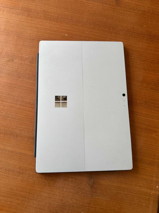 Microsoft Surface PRO 4 i5-6300U/8GB/256SSD/Win11