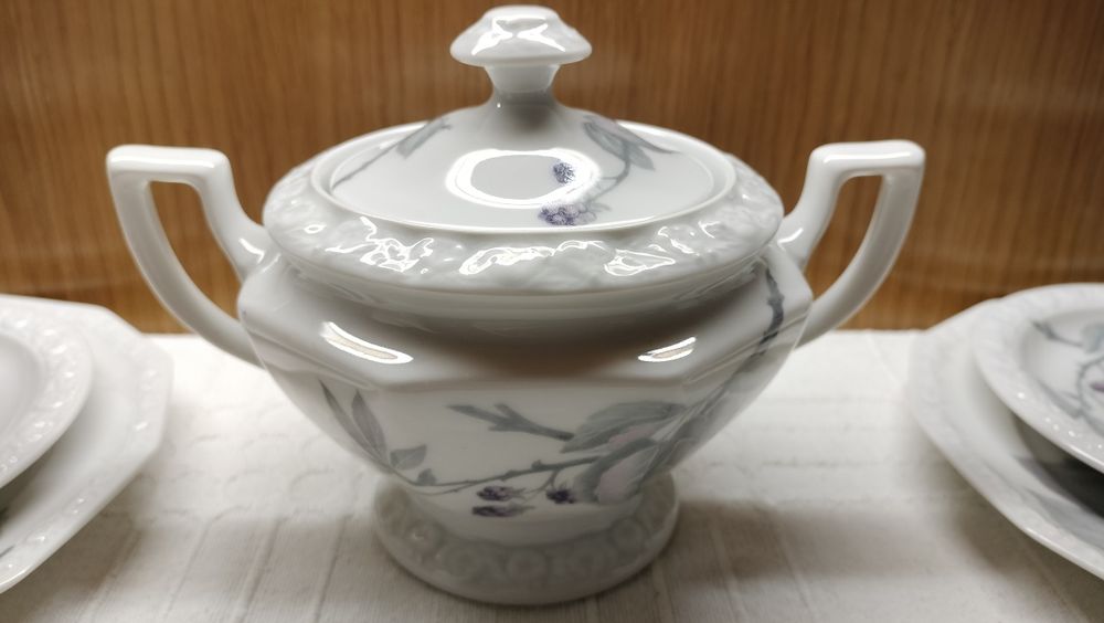 Serwis porcelanowy Rosenthal Biała Maria, Niemcy.
Nr oferty > 8846A