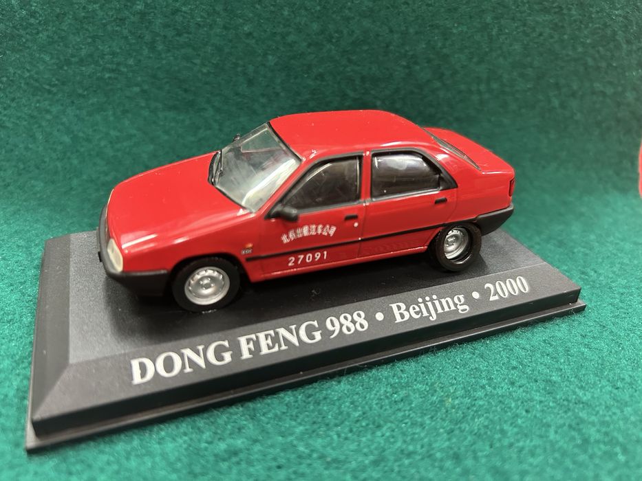 Miniaturas taxis de todo Mundo