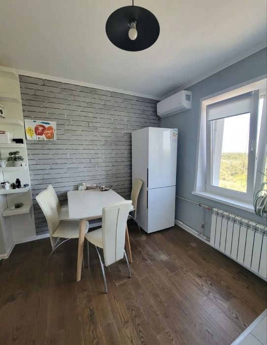 Сдам 1 квартиру на Победе!