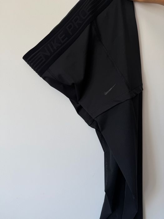 Спортивеі легінси Nike S р.