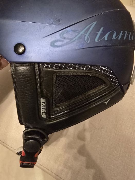 Kask narciarski Atomic