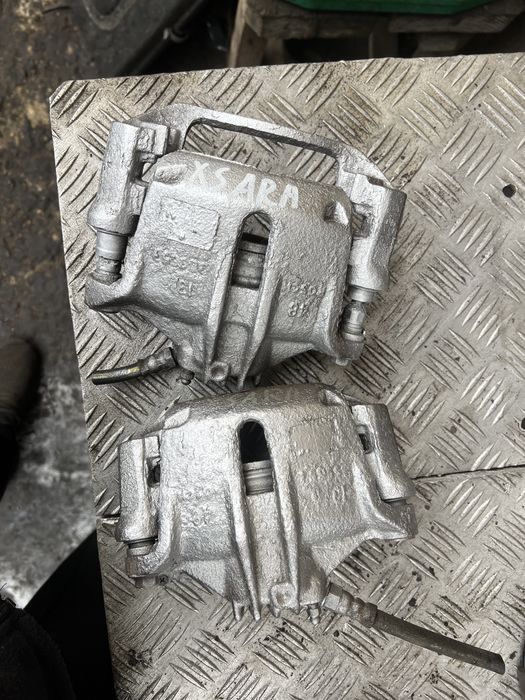 Суппорт передний ситроен ксара 98 год xsara