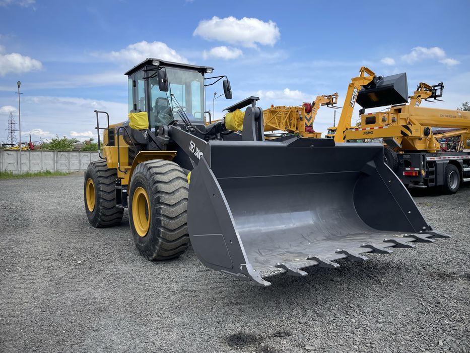 Фронтальний навантажувач XCMG ZL 50 2026
