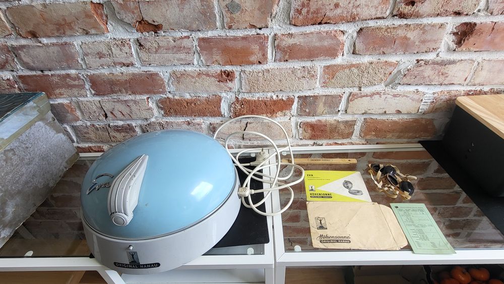 Stara oryginalna lampa medyczna kwarcowa Hanau Eva