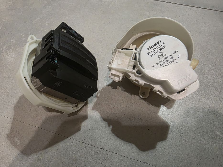 Pompa myjąca zmywarki Whirlpool plus zawór trójdzielny