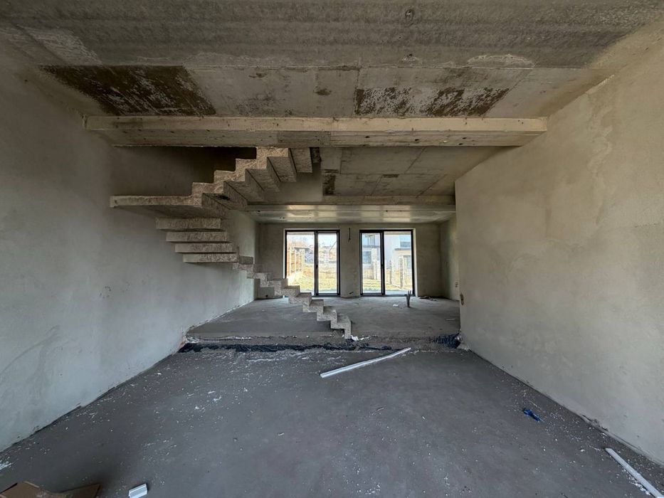 Продаж котеджів в р-ні Червениця