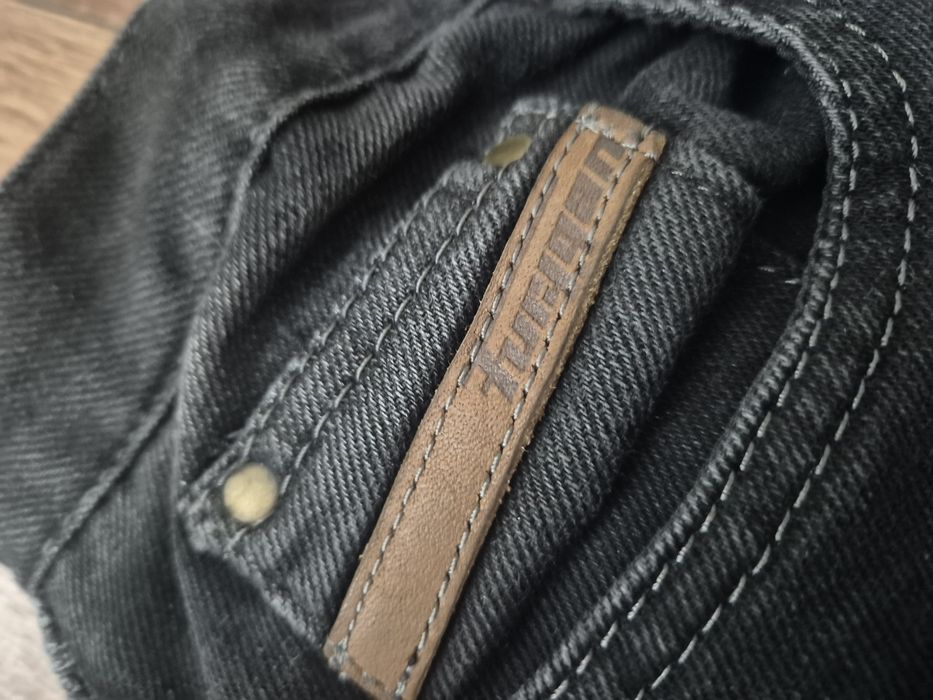 Jeansowe spodnie motocyklowe