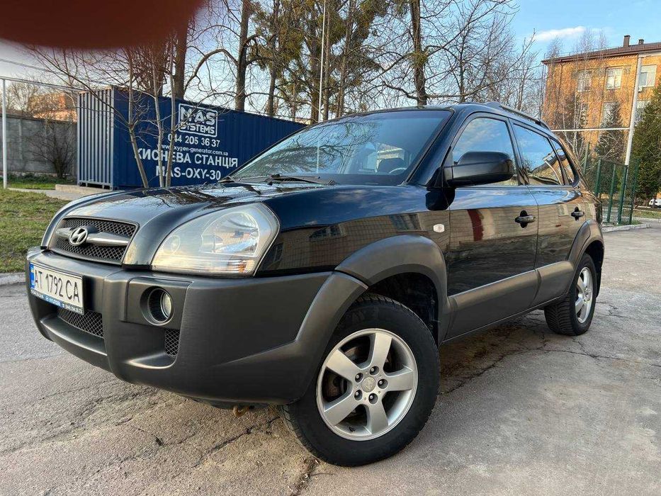 Продаю Hyundai Tucson 2008