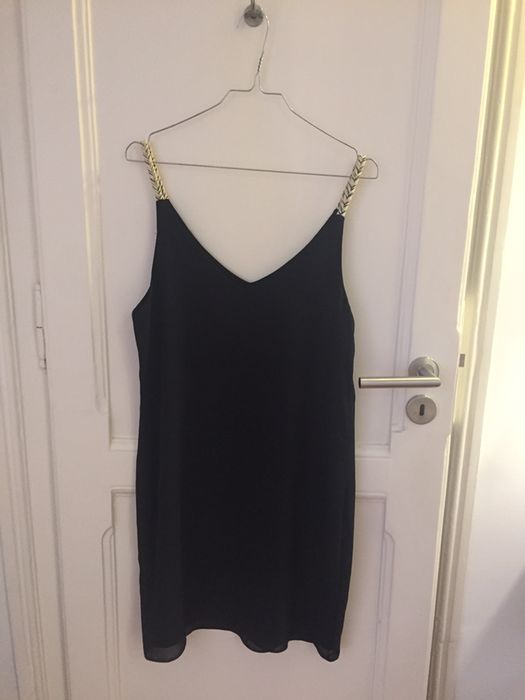 Vestido preto fluido