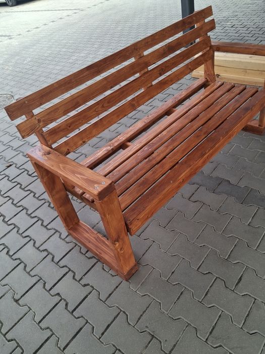 Ławka ogrodowa drewniana