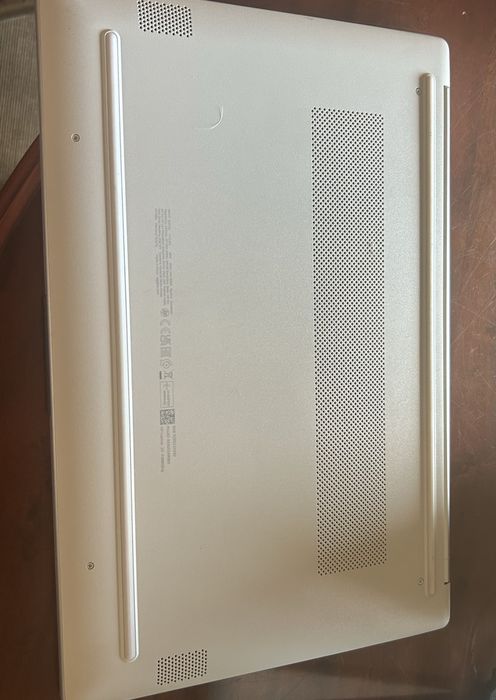 Portatil hp 15-fd0068np