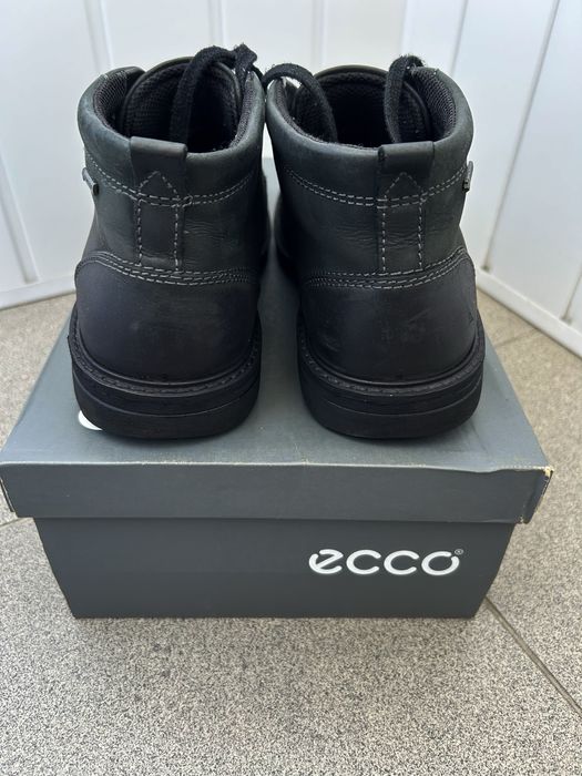 Чоловічі черевики ECCO