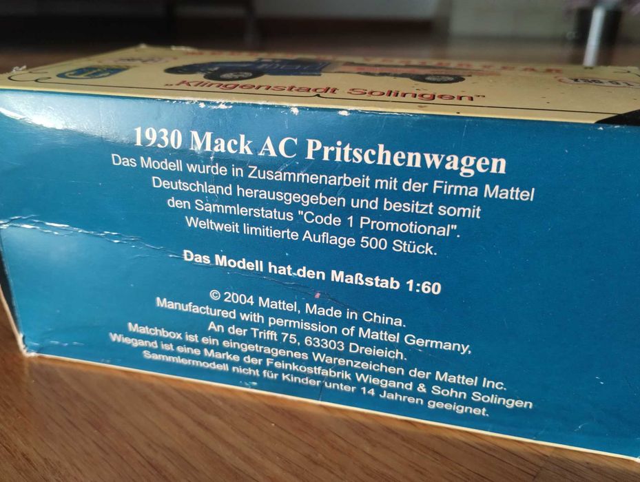 Stare auto Wiegand 1930 Mack AC. Trick.