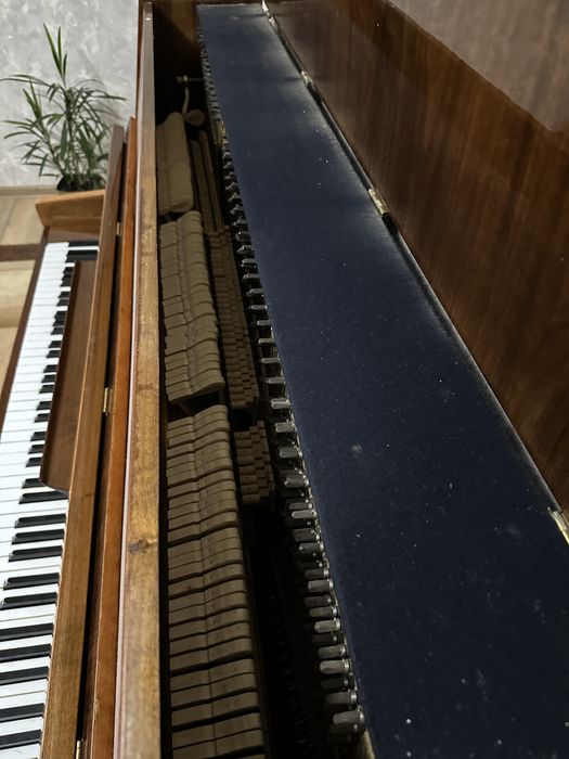 Фортепіано Україна