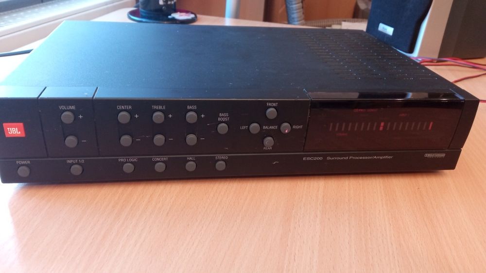 Wzmacniacz JBL ESC 200 140 Wat