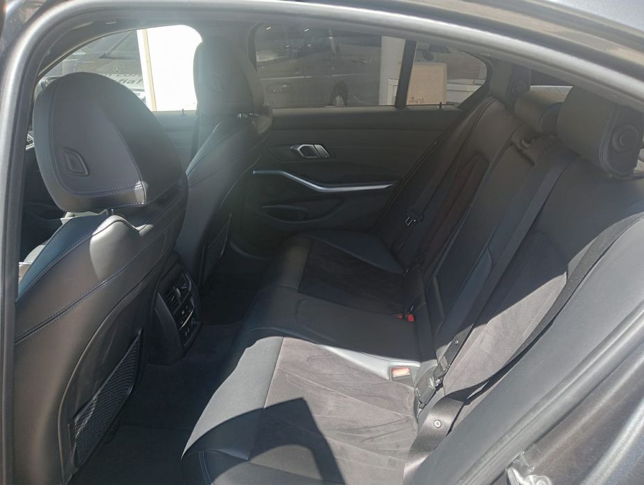 BMW 330 e M Package Automatic474122685378744327