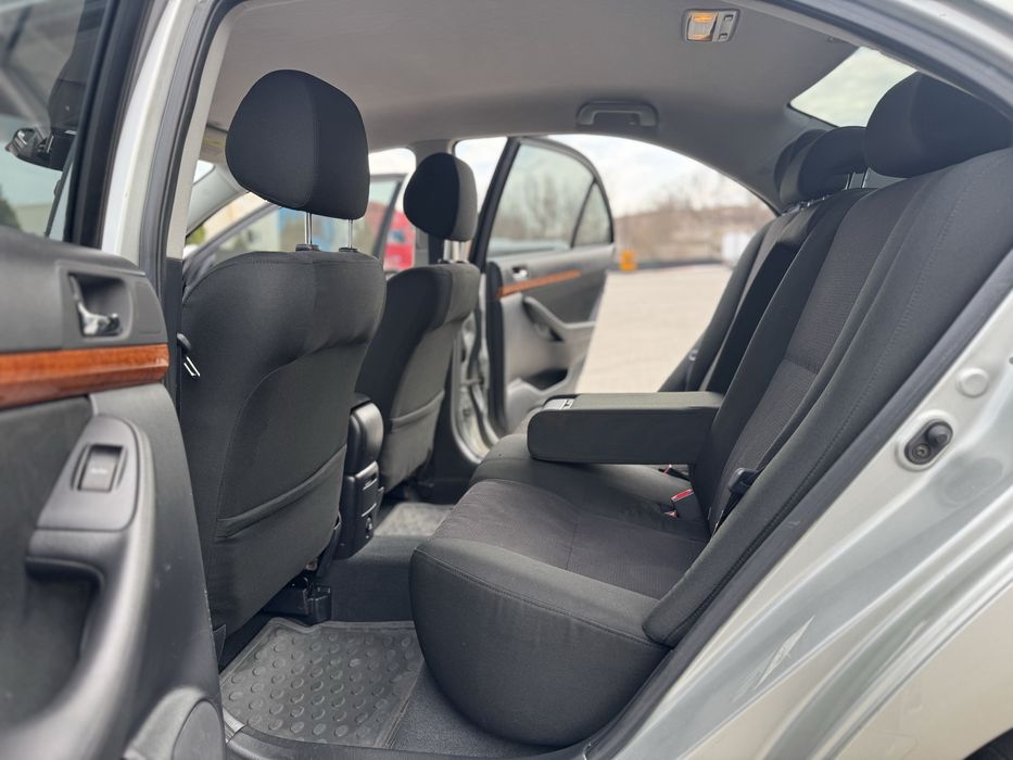 Продам Авенсис 90т пробега АВТОМАТ