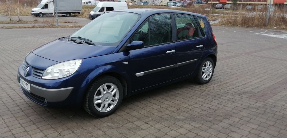 Renault Scenic 2  1.6 16V benzyna 2005 rok